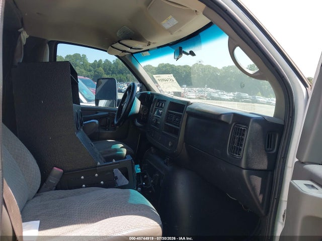 45744919 :رقم المزاد ، 1GB6G5CL2E1109557 vin ، 2014 Chevrolet Express Cutaway 4500 Diesel مزاد بيع