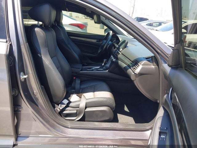 1HGCV1F35JA132495 Honda Accord Sport