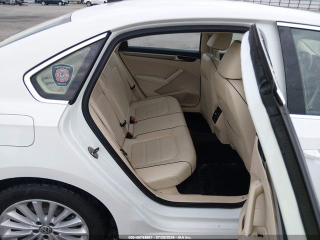 Auction sale of the 2017 Volkswagen Passat 1.8t Se, vin: 1VWBT7A36HC067114, lot number: 45744967