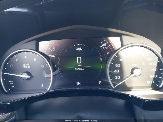 2018 Cadillac Xt5 Platinum მანქანა იყიდება აუქციონზე, vin: 1GYKNGRS5JZ131133, აუქციონის ნომერი: 45744993