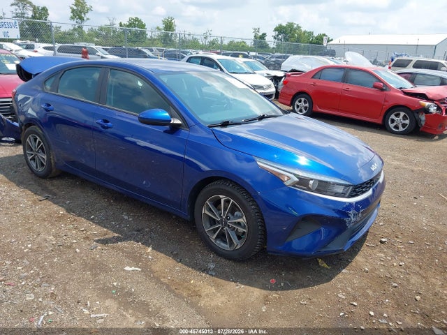 2023 Kia Forte Lxs მანქანა იყიდება აუქციონზე, vin: 3KPF24AD7PE602747, აუქციონის ნომერი: 45745013