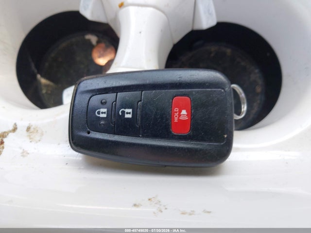 2017 Toyota Prius Four მანქანა იყიდება აუქციონზე, vin: JTDKARFU4H3534598, აუქციონის ნომერი: 45745020
