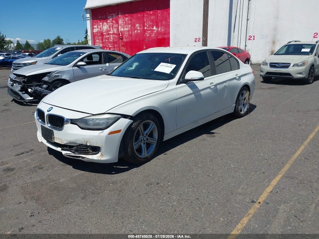 BMW 328I 2014 WBA3C1C54EK112911 Image 2