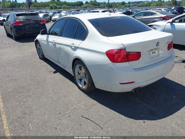 BMW 328I 2014 WBA3C1C54EK112911 Image 3