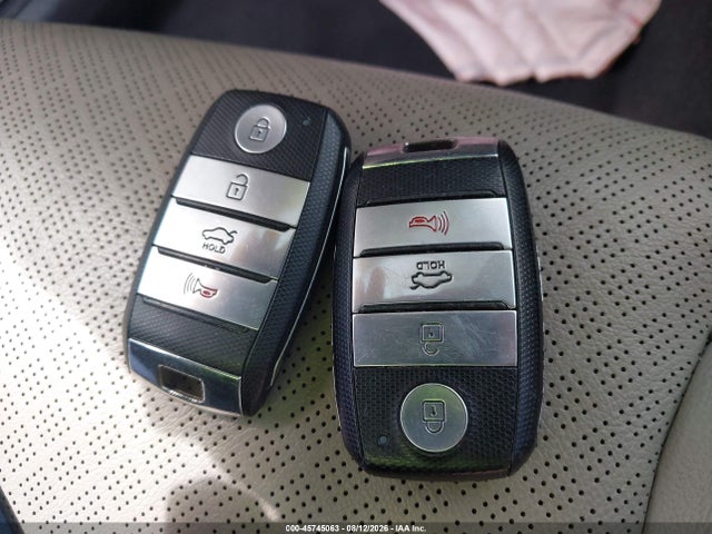 45745063 :رقم المزاد ، 5XXGU4L31GG076514 vin ، 2016 Kia Optima Ex مزاد بيع
