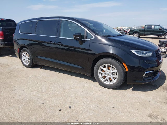 Продаж на аукціоні авто 2024 Chrysler Pacifica Touring L, vin: 2C4RC1BGXRR143989, номер лоту: 45745097