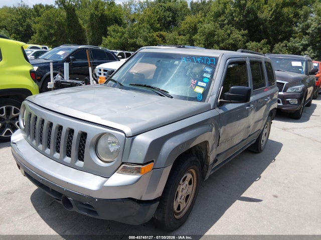 1C4NJPBBXFD204381 Jeep Patriot Sport