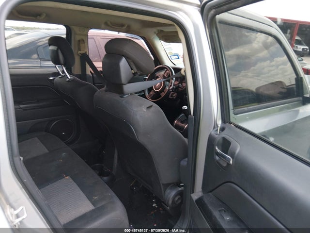 1C4NJPBBXFD204381 Jeep Patriot Sport