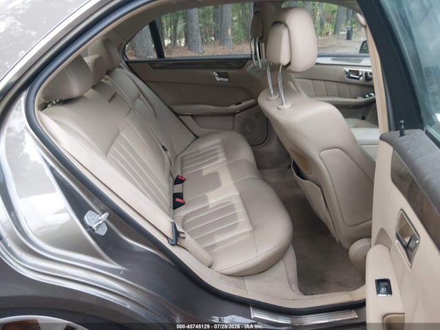 45745129 :رقم المزاد ، WDDHF9AB3AA146738 vin ، 2010 Mercedes-benz E 550 4matic مزاد بيع