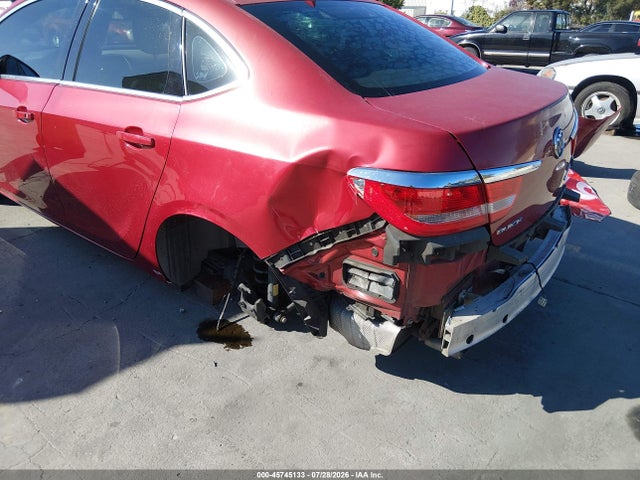 1G4PP5SK1F4159662 Buick Verano