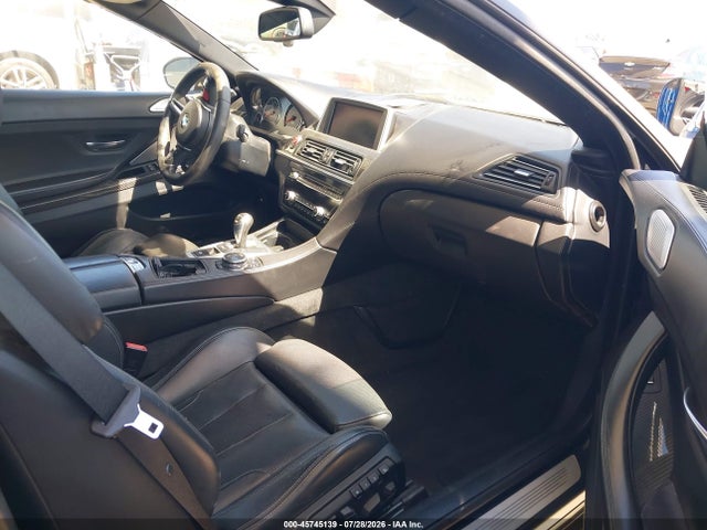 WBSLZ9C51FD651260 BMW M6