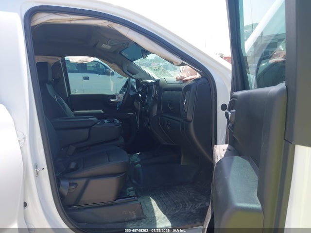 2026 Chevrolet Silverado 1500 4wd  Short Bed Wt მანქანა იყიდება აუქციონზე, vin: 1GCUKAED9TZ350157, აუქციონის ნომერი: 45745202