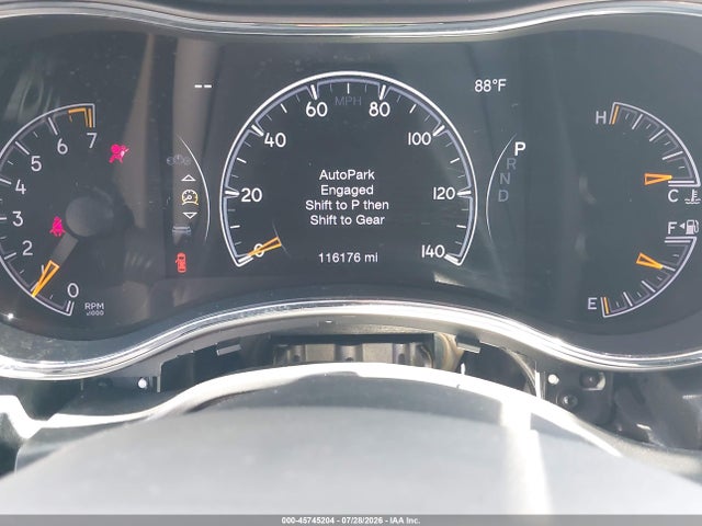 1C4RJEAG4LC245075 Jeep Grand Cherokee Laredo E 4x2