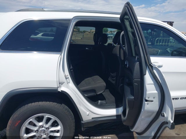 1C4RJEAG4LC245075 Jeep Grand Cherokee Laredo E 4x2