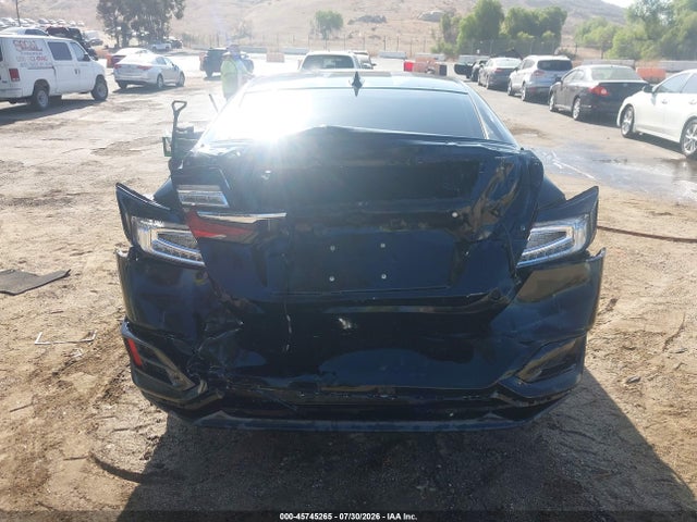 JHMZC5F10JC023689 Honda CLARITY PLUG-IN HYBRID
