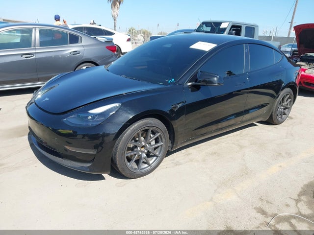 Tesla Model 3 Rear-wheel Drive 2023 5YJ3E1EA8PF652320 Image 2