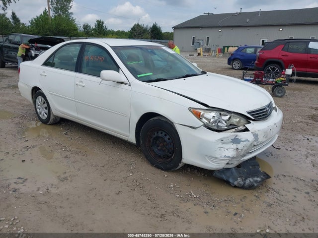 Продаж на аукціоні авто 2005 Toyota Camry Le, vin: 4T1BE32K15U568019, номер лоту: 45745290