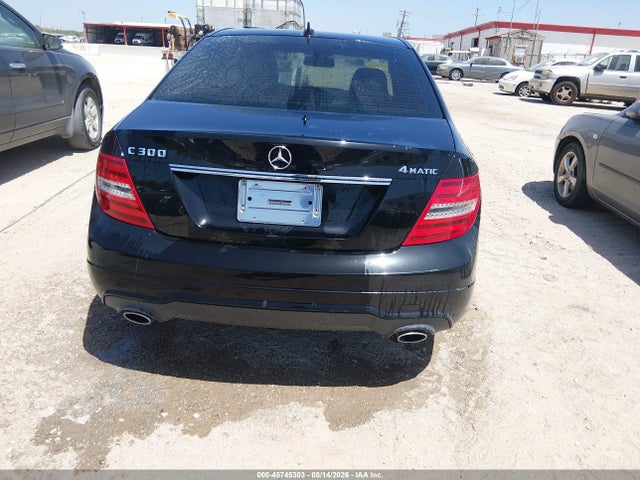 2012 Mercedes-benz C 300 Sport 4matic მანქანა იყიდება აუქციონზე, vin: WDDGF8BB2CF923632, აუქციონის ნომერი: 45745303