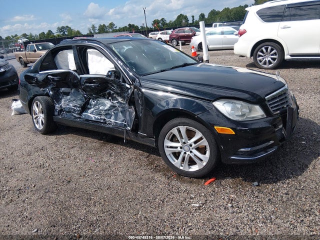 Auction sale of the 2014 Mercedes-benz C 300 Luxury 4matic, vin: WDDGF8AB2ER306881, lot number: 45745316