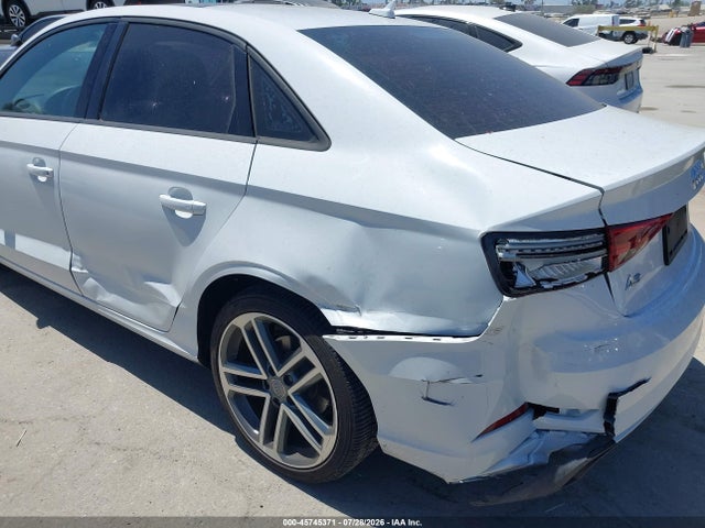 Продаж на аукціоні авто 2017 Audi A3 2.0t Premium, vin: WAUAUGFF6H1044102, номер лоту: 45745371
