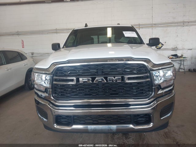 45745382 :رقم المزاد ، 3C6UR5CJ8LG211334 vin ، 2020 Ram 2500 Tradesman  4x4 6'4 Box مزاد بيع