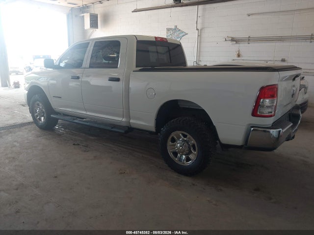 45745382 :رقم المزاد ، 3C6UR5CJ8LG211334 vin ، 2020 Ram 2500 Tradesman  4x4 6'4 Box مزاد بيع
