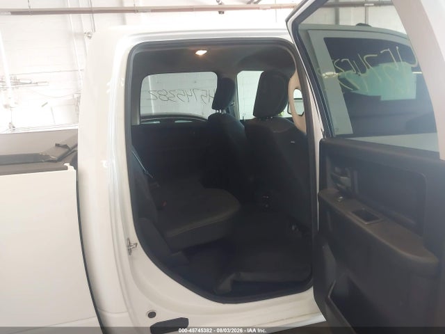 45745382 :رقم المزاد ، 3C6UR5CJ8LG211334 vin ، 2020 Ram 2500 Tradesman  4x4 6'4 Box مزاد بيع