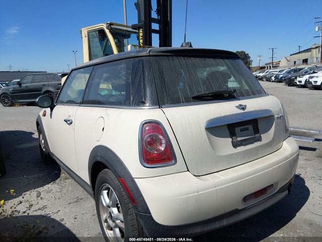 Продаж на аукціоні авто 2013 Mini Hardtop Cooper, vin: WMWSU3C56DT546888, номер лоту: 45745451