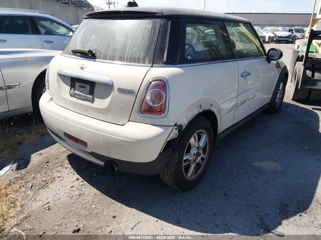 Продаж на аукціоні авто 2013 Mini Hardtop Cooper, vin: WMWSU3C56DT546888, номер лоту: 45745451