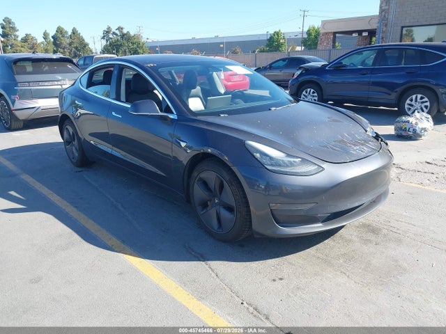 Продаж на аукціоні авто 2018 Tesla Model 3, vin: 5YJ3E1EA8JF051027, номер лоту: 45745466