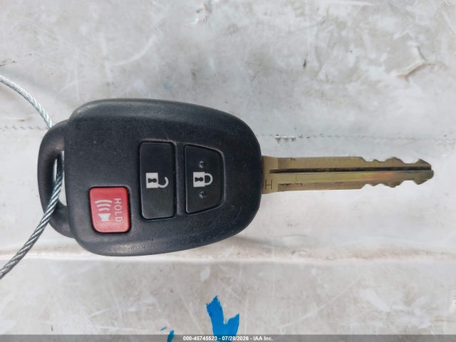 Toyota Rav4 Xle 2017 JTMWFREV0HD095052 Image 11