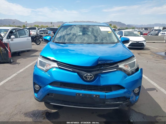 Toyota Rav4 Xle 2017 JTMWFREV0HD095052 Image 12