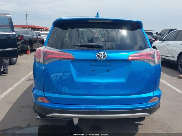 Toyota Rav4 Xle 2017 JTMWFREV0HD095052 Image 16