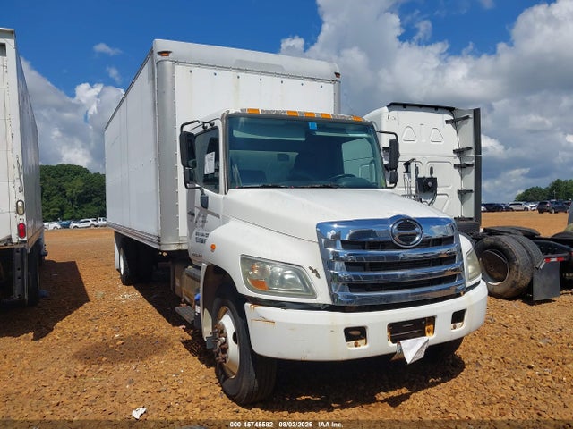 45745582 :رقم المزاد ، 5PVNE8JV2B4S51999 vin ، 2011 Hino 258/268 مزاد بيع