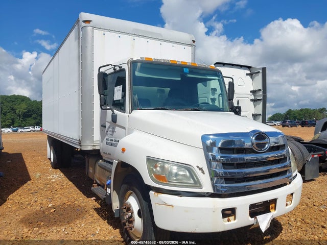45745582 :رقم المزاد ، 5PVNE8JV2B4S51999 vin ، 2011 Hino 258/268 مزاد بيع