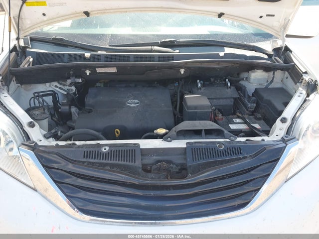 Toyota Sienna Le 7 Passenger 2014 5TDJK3DC3ES089930 Image 10
