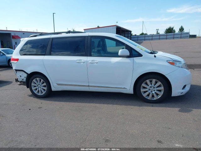 Toyota Sienna Le 7 Passenger 2014 5TDJK3DC3ES089930 Image 14