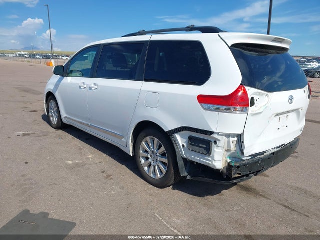 Toyota Sienna Le 7 Passenger 2014 5TDJK3DC3ES089930 Image 3