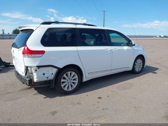 Toyota Sienna Le 7 Passenger 2014 5TDJK3DC3ES089930 Image 4