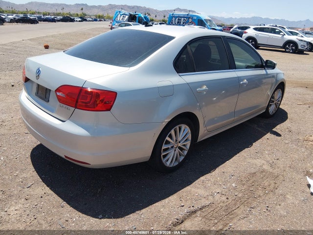 Продаж на аукціоні авто 2011 Volkswagen Jetta 2.5l Sel, vin: 3VWLZ7AJ7BM358535, номер лоту: 45745601