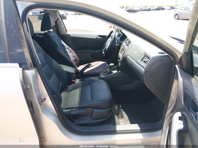 Продаж на аукціоні авто 2011 Volkswagen Jetta 2.5l Sel, vin: 3VWLZ7AJ7BM358535, номер лоту: 45745601