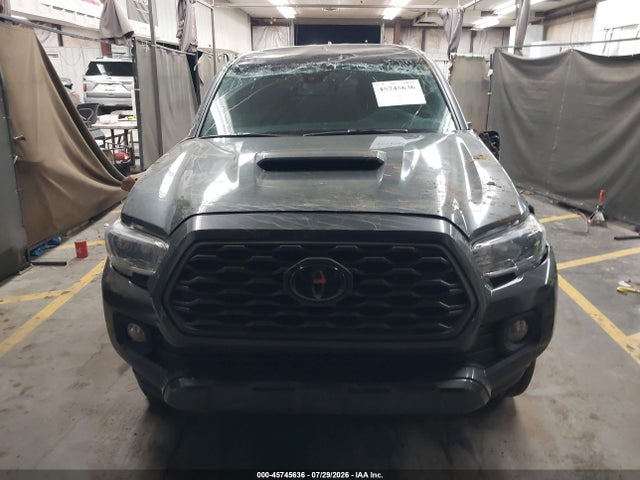 3TMBZ5DN1NM036625 Toyota Tacoma Trd Sport