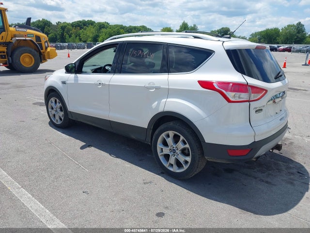 1FMCU9J94GUC25426 Ford Escape Titanium