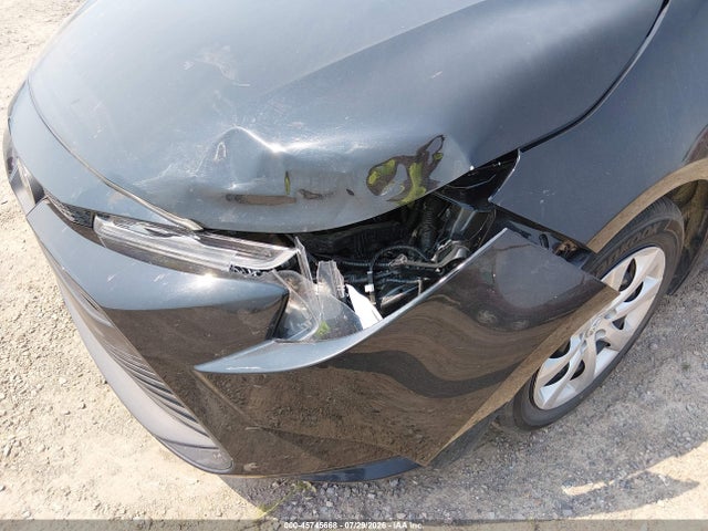 5YFB4MDE7SP269812 Toyota COROLLA LE