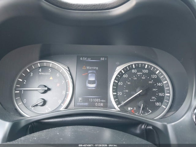 45745671 :رقم المزاد ، JN1EV7AR3JM440983 vin ، 2018 Infiniti Q50 3.0t Luxe مزاد بيع