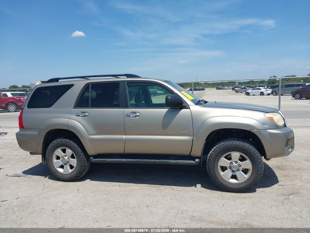 45745679 :رقم المزاد ، JTEZU14R58K013056 vin ، 2008 Toyota 4runner Sr5 V6 مزاد بيع