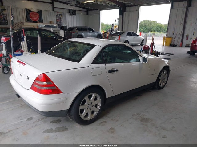 Aukcja sprzedaży 1998 Mercedes-benz Slk 230, vin: WDBKK47F7WF070703, numer aukcji: 45745707