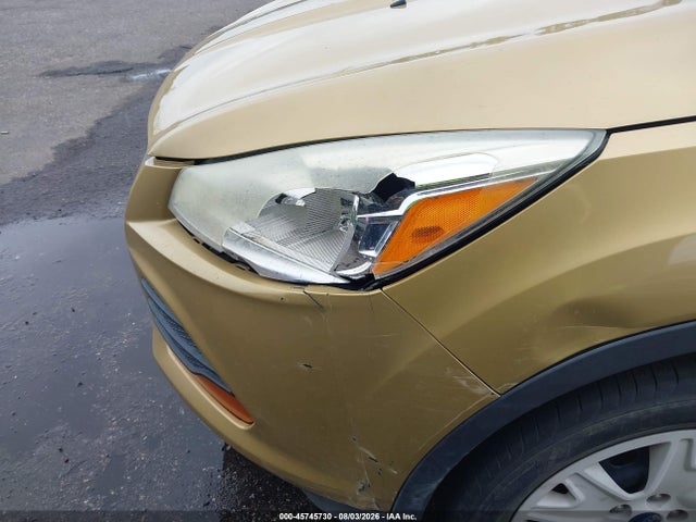 45745730 :رقم المزاد ، 1FMCU0F73EUC16720 vin ، 2014 Ford Escape S مزاد بيع