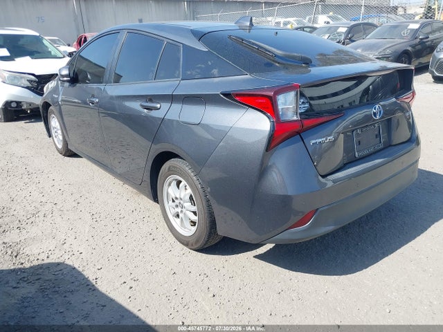 JTDKAMFU2M3138618 Toyota Prius Le