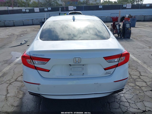 1HGCV2F9XKA024966 Honda Accord Touring 2.0t